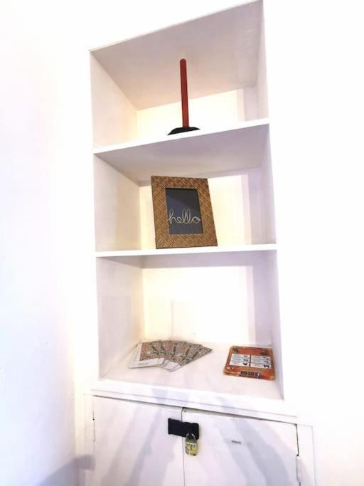 Charmant T2 Atypique, Renove, Confortable Beziers Luaran gambar