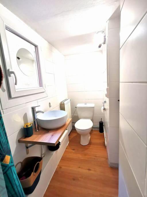 Charmant T2 Atypique, Renove, Confortable Beziers Luaran gambar