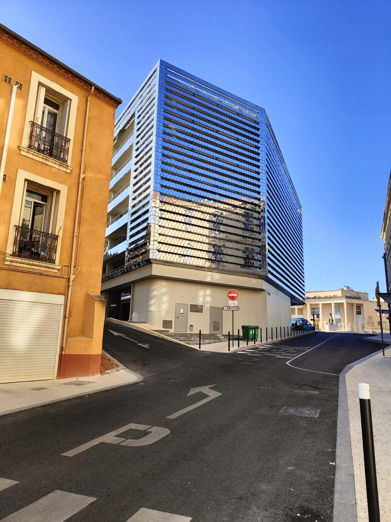 Charmant T2 Atypique, Renove, Confortable Beziers Luaran gambar